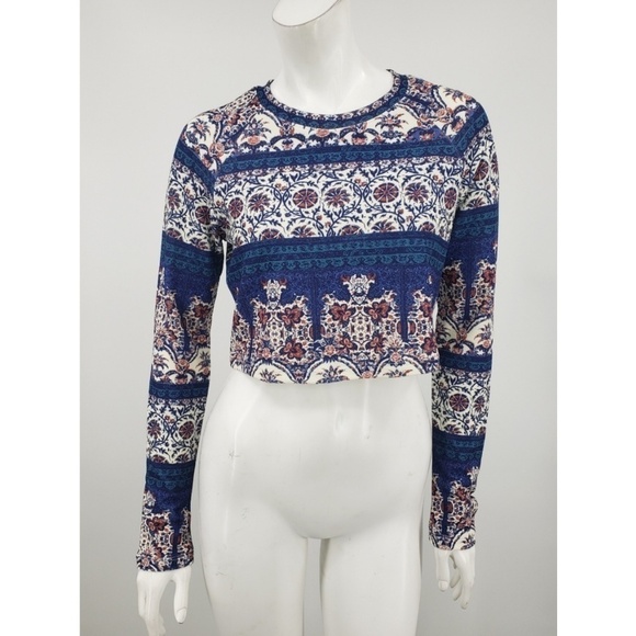 Show Me Your Mumu Floral Print Crop Top - Picture 2 of 5